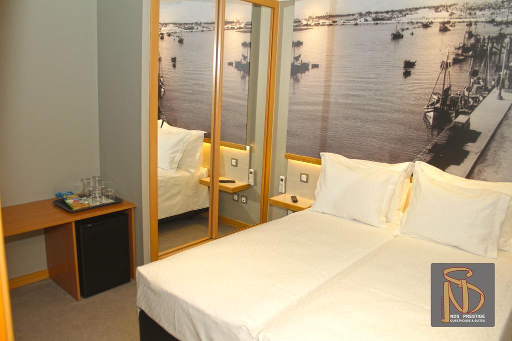 Rocha Prestige - Guest House And Suites Portimão Exteriör bild