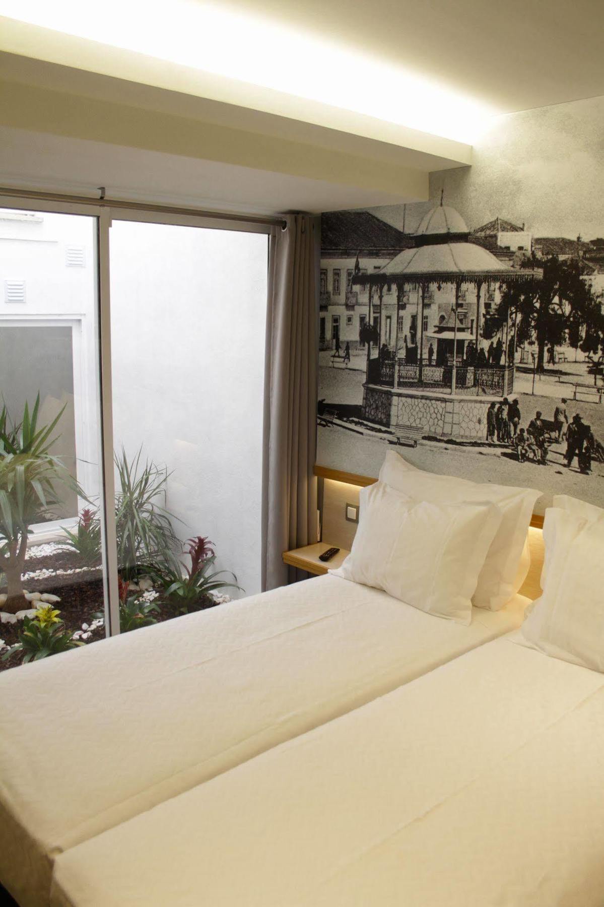 Rocha Prestige - Guest House And Suites Portimão Exteriör bild